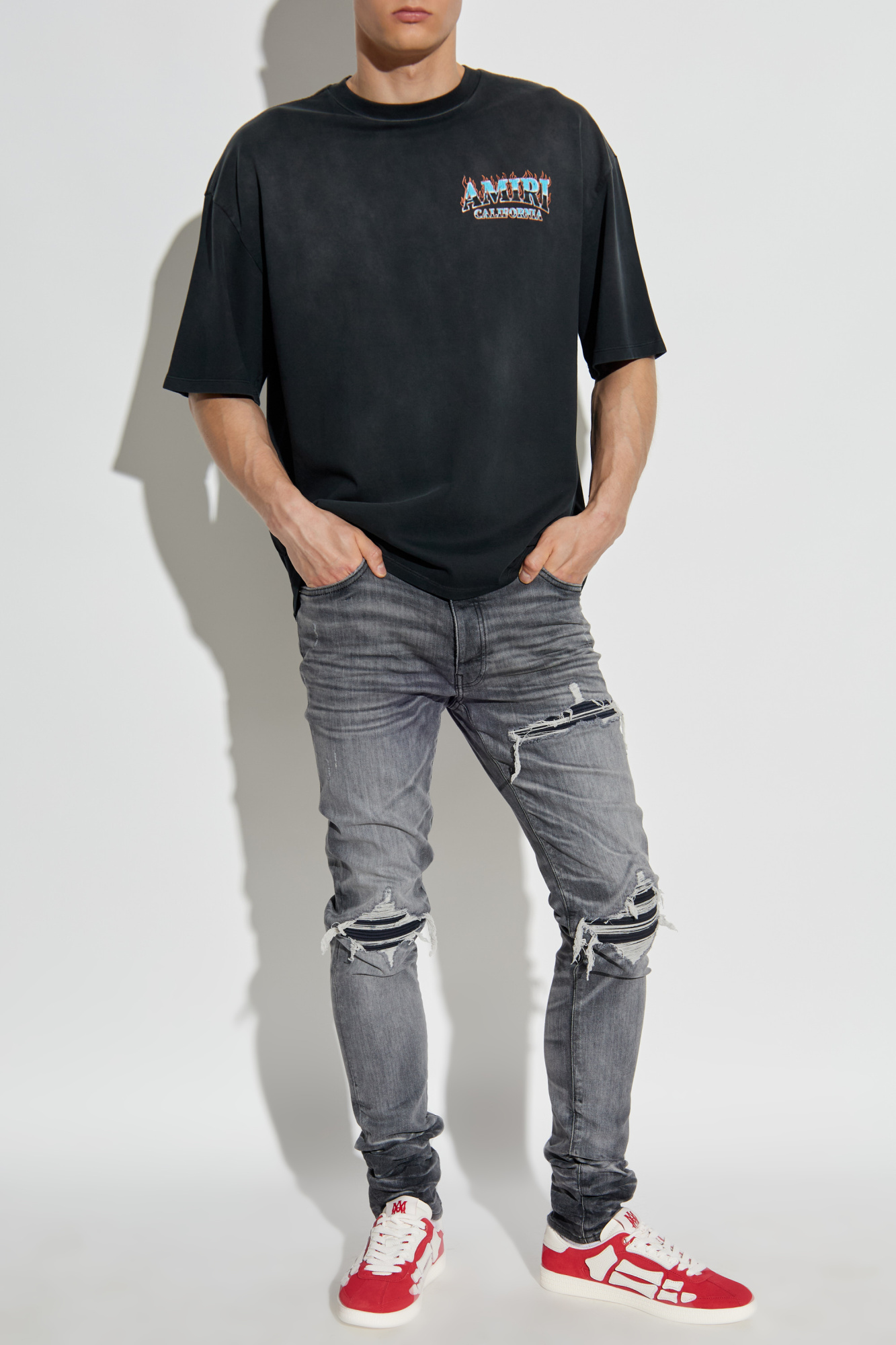 【送料&関税込】AMIRI Grey Cotton Jeans Amiri Jeans with logo | Men's Clothing | Vitkac
